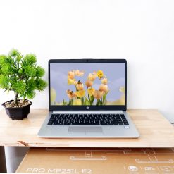 Laptop Cũ HP 240 G8 i3-1005G1/8GB/256G